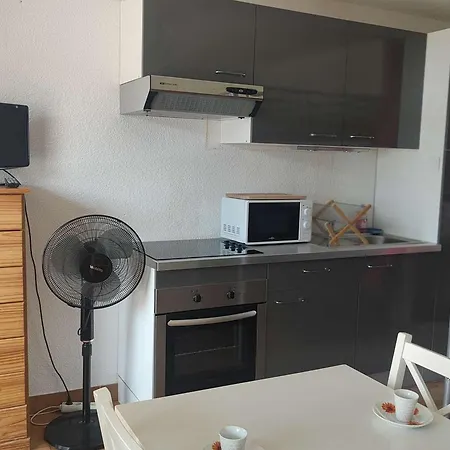 En Rdc Avec Terrasse Fleurie Et Acces Espace Aquatique - Fr-1-195-119 * Le Barcarès
